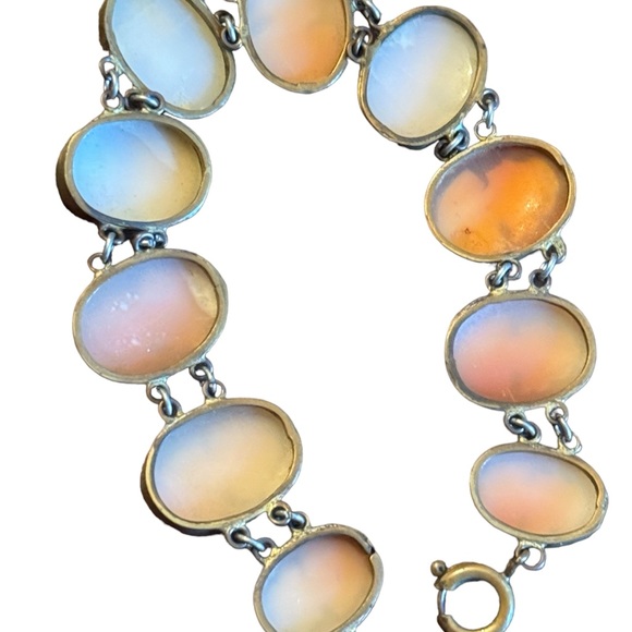 Antique art deco 1920s pinchbeck carved cameo link bracelet - Picture 2 of 7